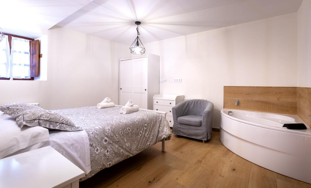 Apartamentos Los Edules Тресеньо Экстерьер фото
